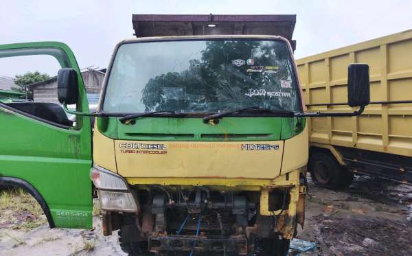 MITSUBISHI COLT DIESEL FE 74