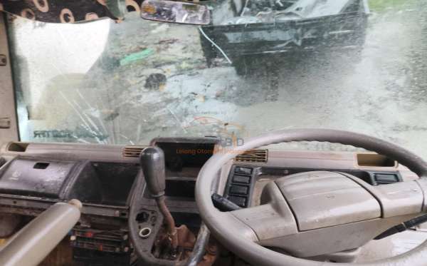 MITSUBISHI COLT DIESEL FE 74