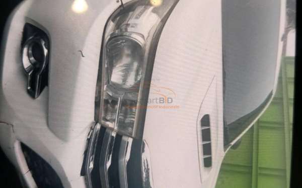 TOYOTA HILUX DOUBLE CABIN