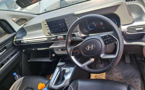 HYUNDAI  STARGAZER  PRIME 4X2