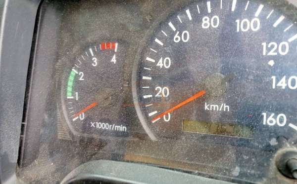 MITSUBISHI CANTER FE 75