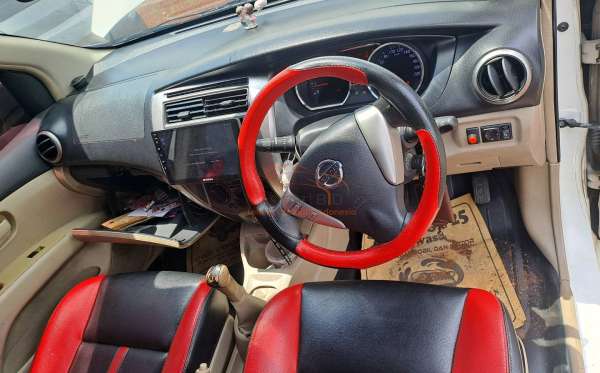 NISSAN GRAND LIVINA XV