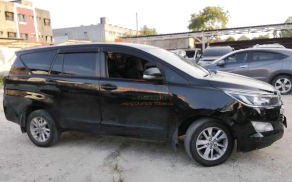 TOYOTA KIJANG INNOVA G