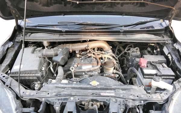 TOYOTA KIJANG INNOVA G