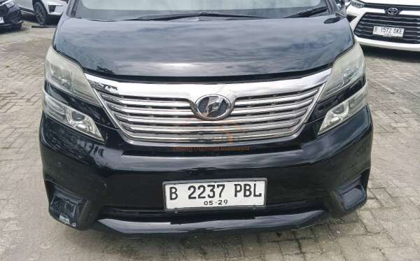 TOYOTA VELLFIRE 2.4