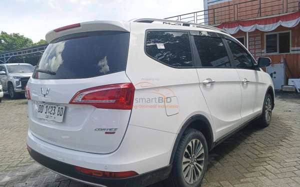 WULING CORTEZ 1.5 LUX