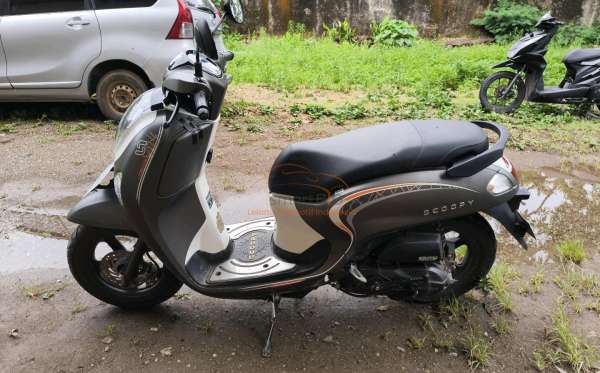 HONDA SCOOPY