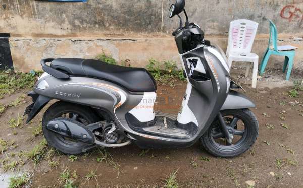 HONDA SCOOPY
