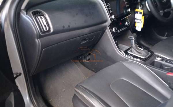 HYUNDAI CRETA PRIME AT