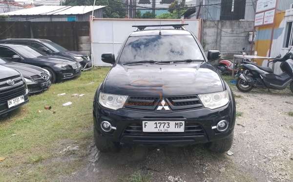 MITSUBISHI PAJERO SPORT 2.5HP-E