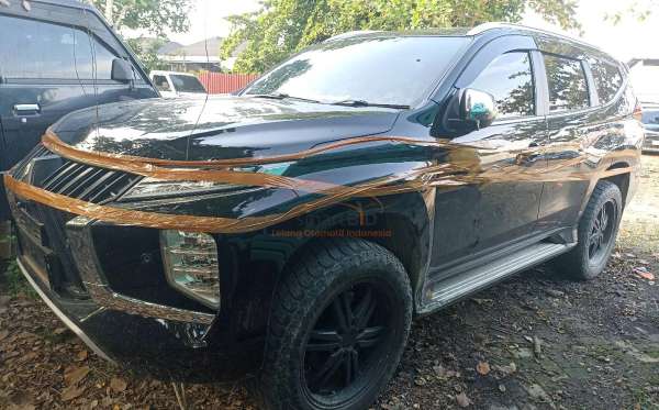 MITSUBISHI PAJERO SPORT DAKAR