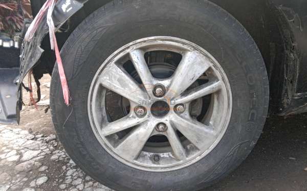 TOYOTA  AVANZA VELOZ 1.5