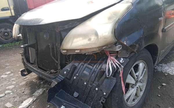 TOYOTA  AVANZA VELOZ 1.5