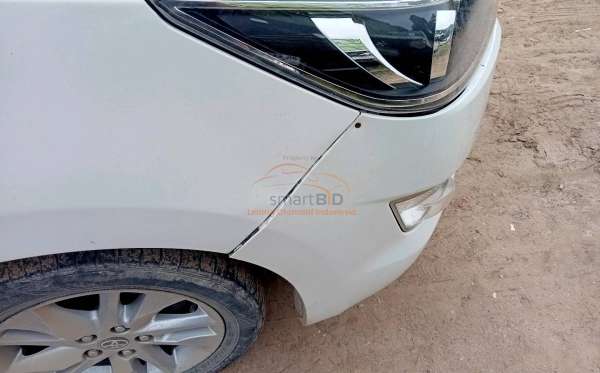 TOYOTA KIJANG INNOVA G