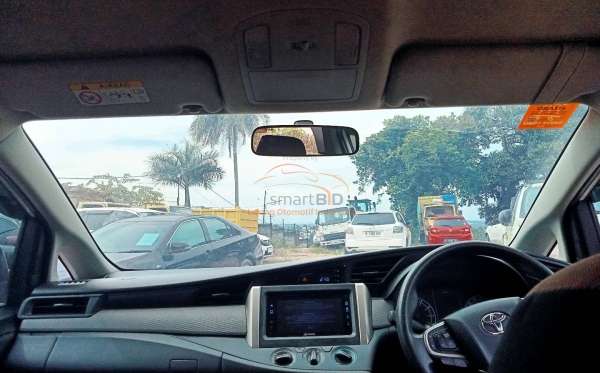 TOYOTA KIJANG INNOVA G