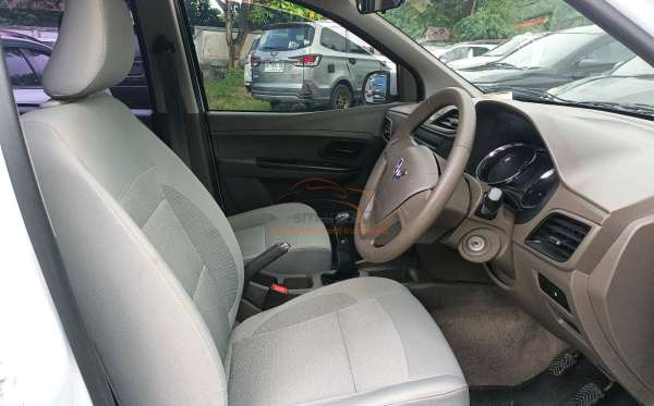 WULING  CONFERO  1.5 DB MY (4X2)