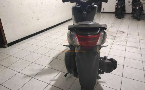 YAMAHA NMAX 155