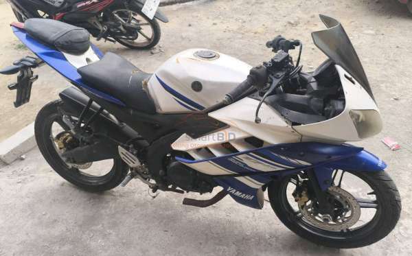 YAMAHA YZF R15
