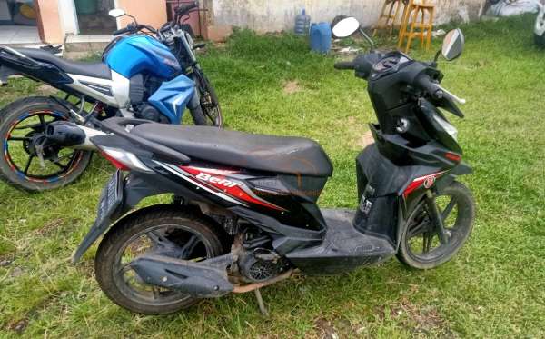 HONDA  BEAT