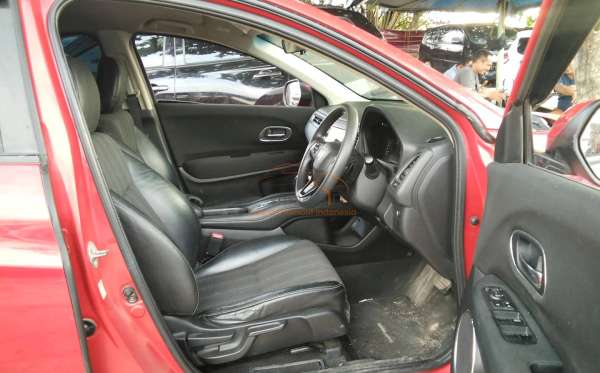 HONDA HRV RU1 1.5 E