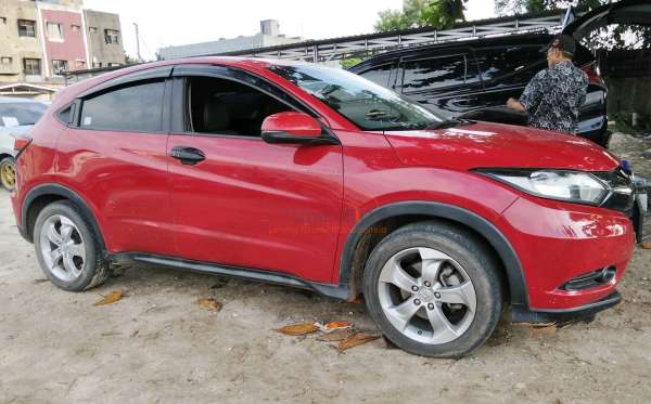 HONDA HRV RU1 1.5 E