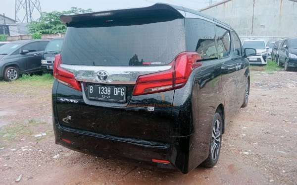 TOYOTA ALPHARD 2.5 G