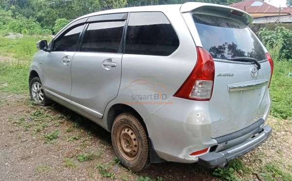 TOYOTA AVANZA G