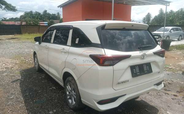 TOYOTA AVANZA 1.3 E