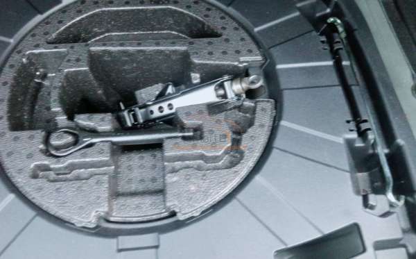 TOYOTA CAMRY 2.5L HYBRID