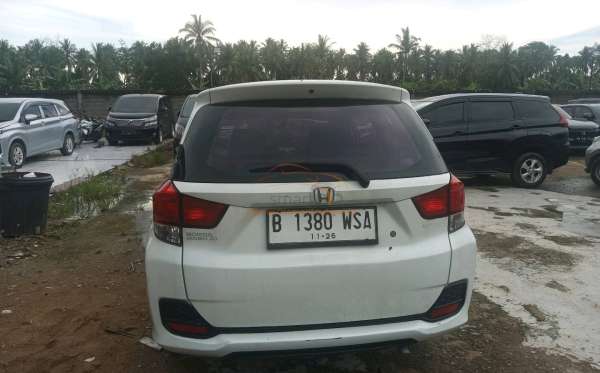 HONDA MOBILIO DD4 1.5 S