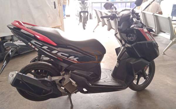HONDA  VARIO