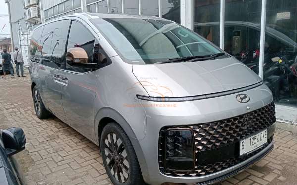 HYUNDAI STARIA 2.2 2WD 8AT