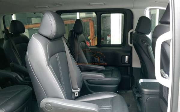 HYUNDAI STARIA 2.2 2WD 8AT