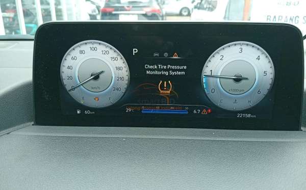 HYUNDAI STARIA 2.2 2WD 8AT