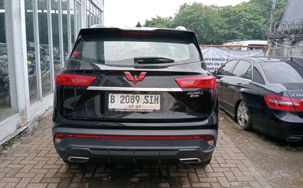 WULING ALMAZ 1.5 LT LUX CVT