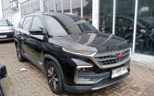 WULING ALMAZ 1.5 LT LUX CVT