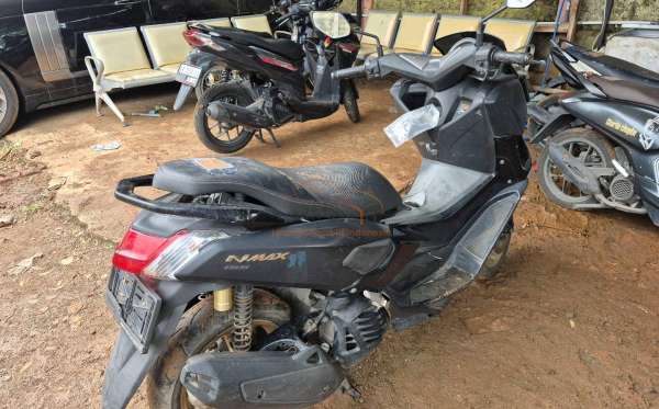 YAMAHA NMAX 155