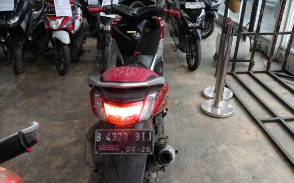YAMAHA NMAX