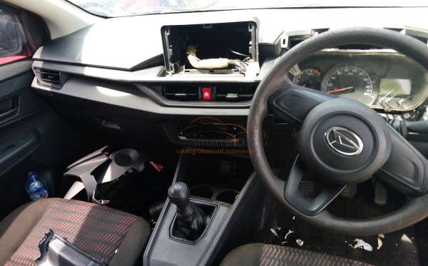DAIHATSU  AYLA  1.2R