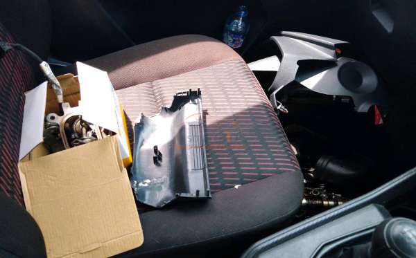 DAIHATSU  AYLA  1.2R