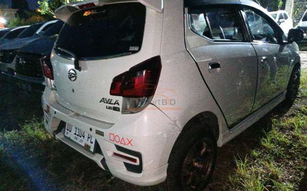 DAIHATSU  AYLA  1.2R