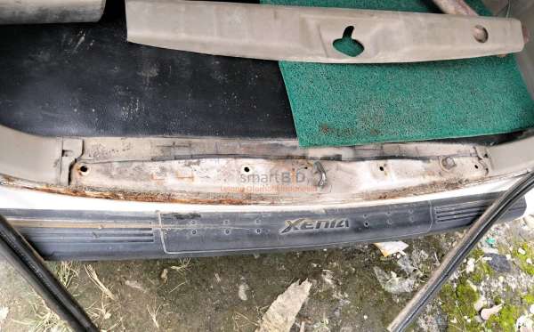 DAIHATSU  XENIA