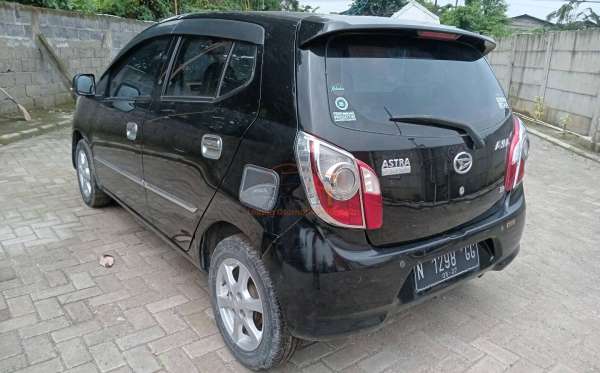 DAIHATSU AYLA 1.0 X