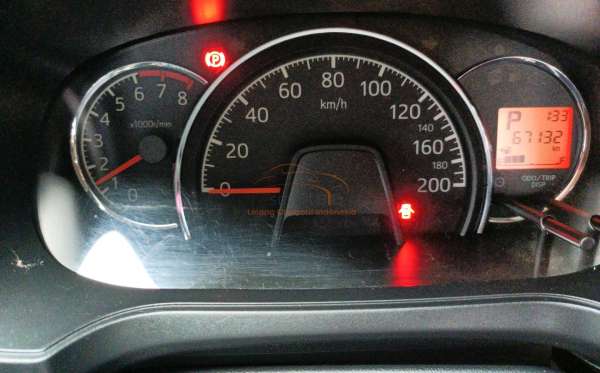 DAIHATSU  AYLA  1.2R