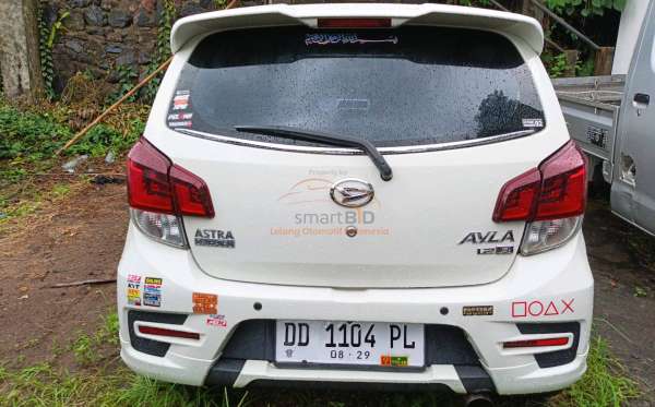 DAIHATSU  AYLA  1.2R