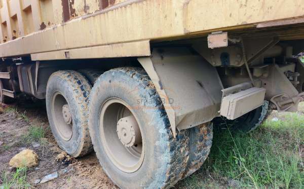 DONGFENG DUMP TRUCK 12 RODA