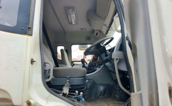 DONGFENG DUMP TRUCK 12 RODA