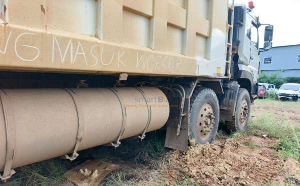 DONGFENG DUMP TRUCK 12 RODA