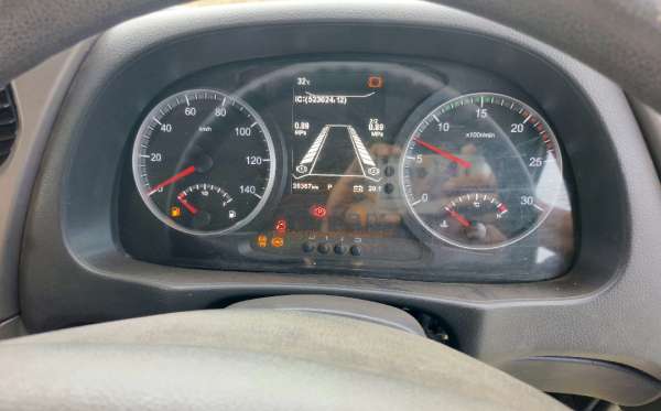 DONGFENG DUMP TRUCK 12 RODA