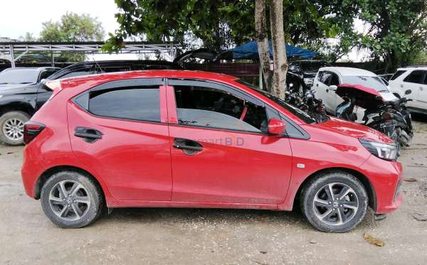 HONDA BRIO SATYA E